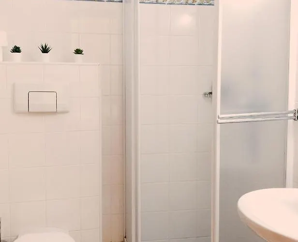 Πανσιόν Moonshine 4*