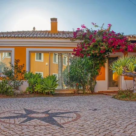 Vendégház Moonshine With Private And Private 4*