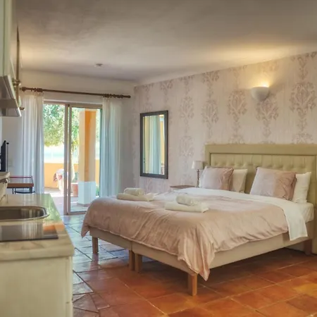 Vendégház Moonshine With Private And Private 4*