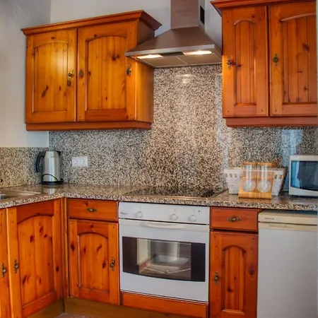 Moonshine With Private And Private Vendégház 4*