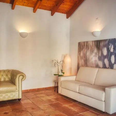 Moonshine With Private And Private 4* Lagos