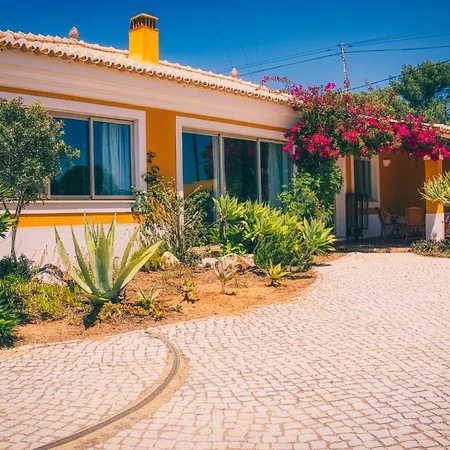 Gæstehus Moonshine With Private And Private